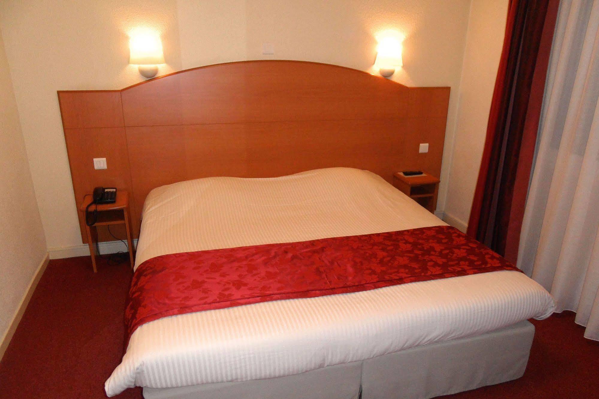 Hotel Cecil Metz Gare Экстерьер фото