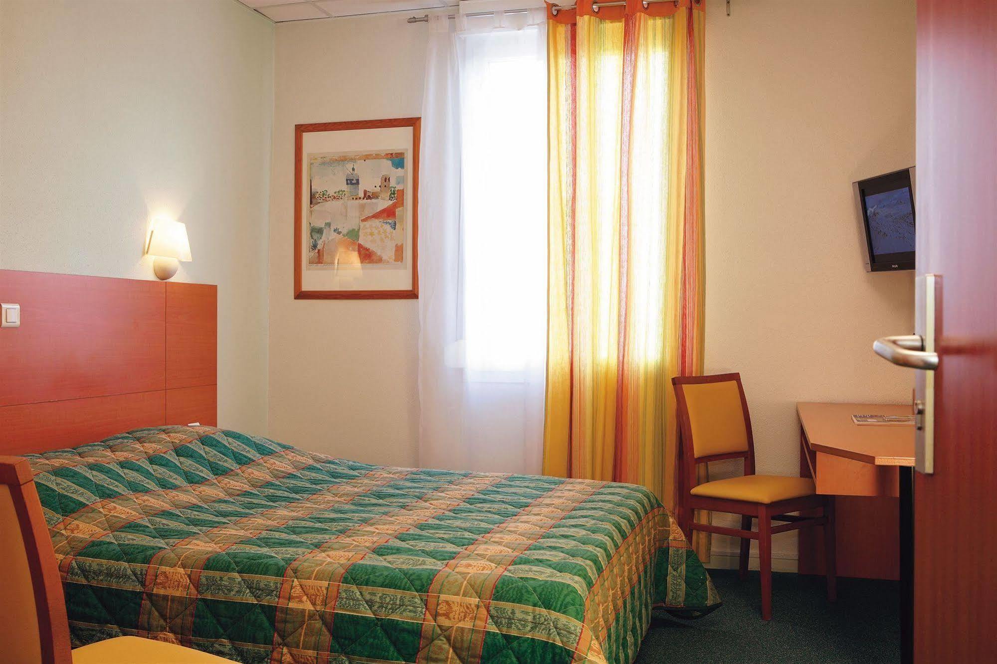 Hotel Cecil Metz Gare Экстерьер фото